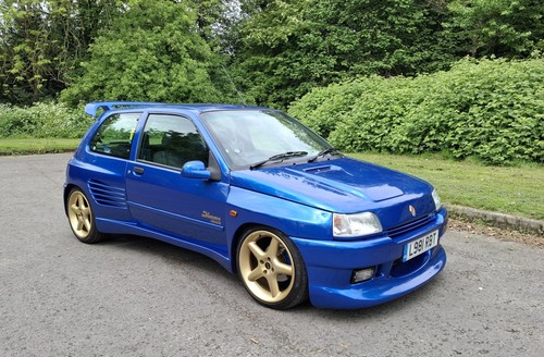 Renault clio genuine - renault, limited