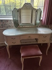 Vintage Olympus Style Louis