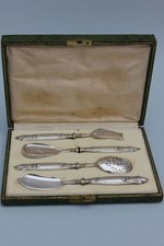 4 Silver Servings, Art