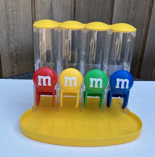World four tube dispenser - world,