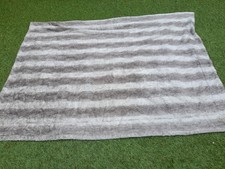 dunelm throw blanket