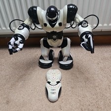WowWee Robosapien 2004 Robot
