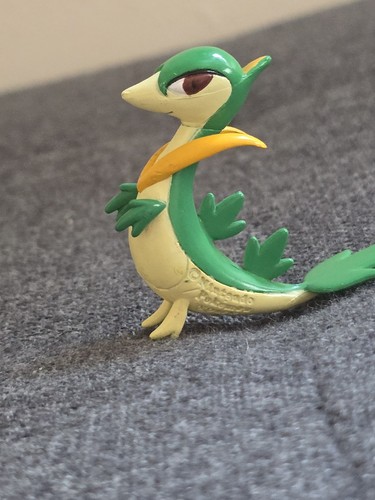 Snivy pokemon figure - snivy,