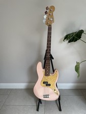 Fender Mark Hoppus Artist