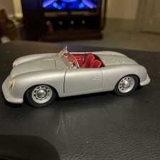 MAISTO DIECAST  MODEL CAR 1948 PORSCHE NO 1 TYP 356 ROADSTER 1/24