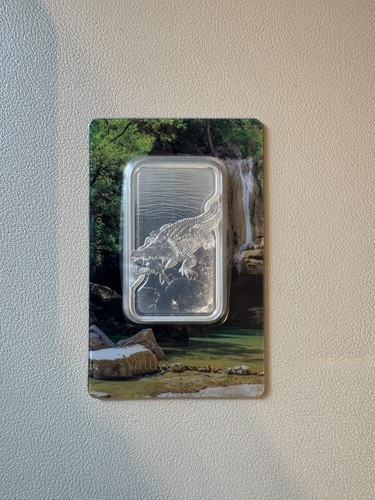 New 1oz silver - new, pamp