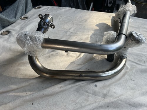 Genuine triumph thruxton 900 - genuine,