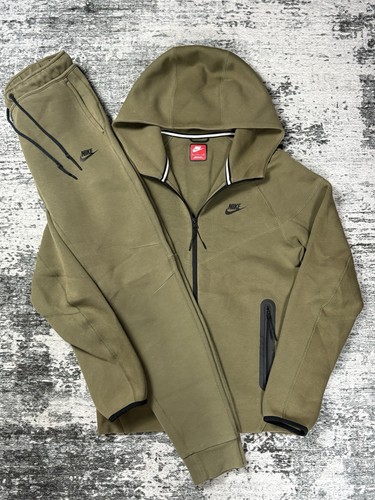 Nike tech fleece tracksuit