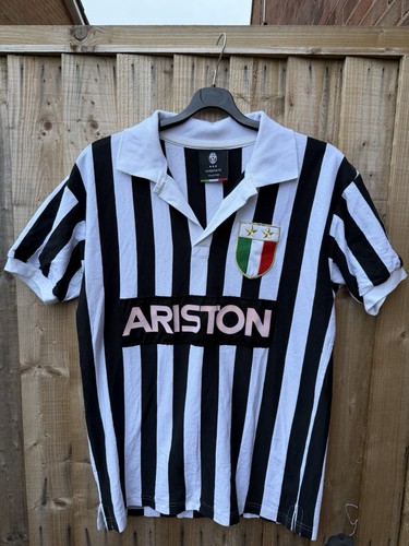 Retro juventus football shirt - juventus,