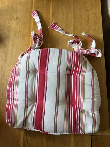 Dunelm tie seat - tie-on, pads