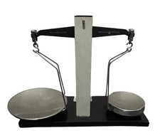 Avery Vintage Shop gold smiths