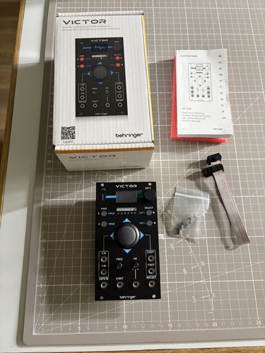 Behringer victor quad - quad, vector