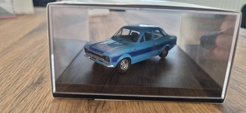 Escort mk1 rs2000 trofeu - trofeu, 1