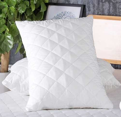 Quilted goose feather - *quilted,