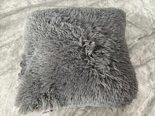 1 x BNWOT George Fluffy Long Pile Soft Shaggy Grey Cushion & Cover 40cm