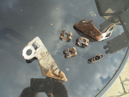 Insignia brake hose clips and - brake,