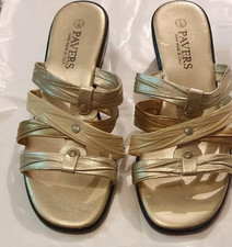  Pavers Criss Cross Wedge Gold  Sandals Size 5