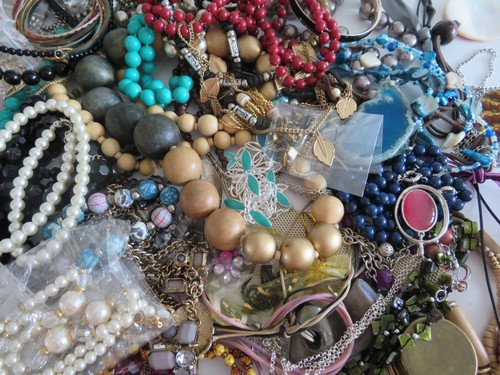 Job lot vintage retro - vintage, modern