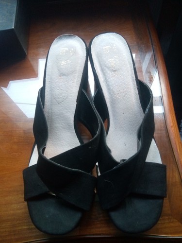 Pre owned size lady - 8,