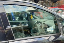 Vauxhall Zafira B 2006-2010 o/s-driver front door drop glass window breaking 386