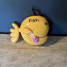 VINTAGE Novelty FISH RADIO FM
