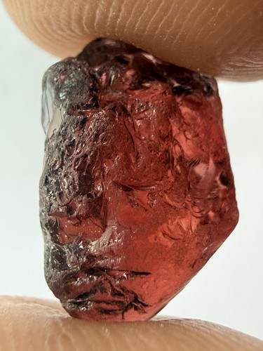 Natural garnet - 9.7, ct