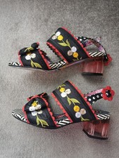 Ladies irregular choice size 4