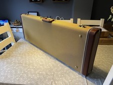 Fender Wood Guitar Case - Stratocaster / Telecaster In Tweed - Classic Series