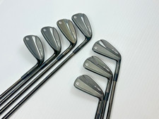 TAYLORMADE P-790 BLACK IRONS