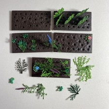 AG488 Britains Floral Gardens miniature toys scenary eight flower beds vintage