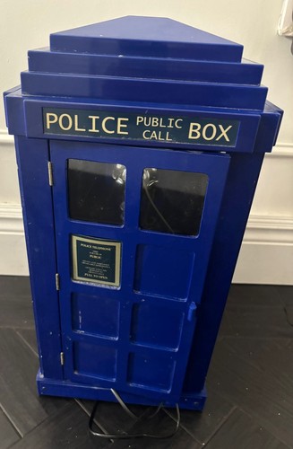 Who tardis police box - who,
