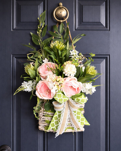 Floral door basket - floral,