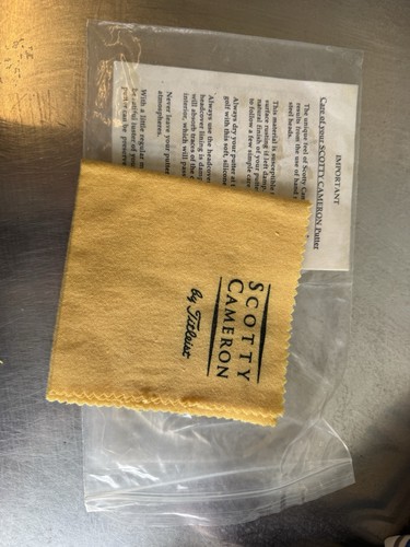 Scotty cameron titleist - scotty,