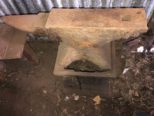 Large/medium Blacksmith Anvil with Stand