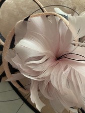 LADIES CAPELLI CONDICI NAVY AND PINK WEDDING HATINATOR FASCINATOR 
