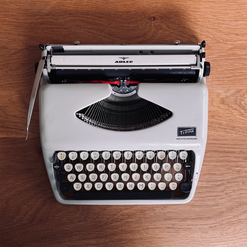 Vintage 1960s adler - vintage, /