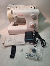 SINGER Tradition 2250 Sewing