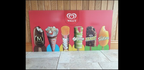 Wall ice cream 2000s large - 2000s,