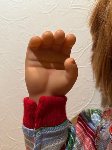 Child play chucky doll - play,