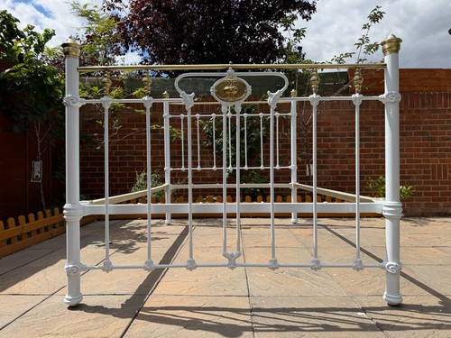 Beautiful victorian cast - cast, iron