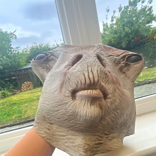 Beige latex animal face - beige,