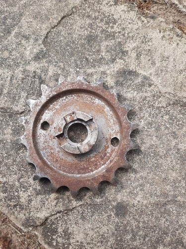 Velocette gearbox sprocket - velocette,