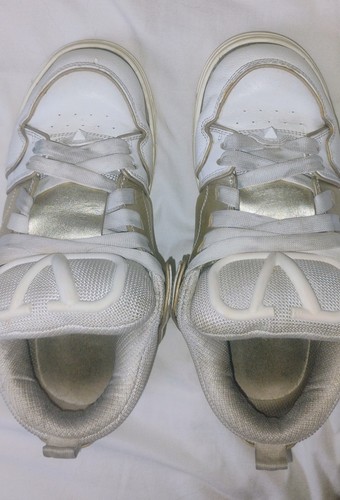 Rare valentino garavani - rare!,