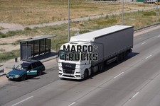 Truck photo MAN TGX tarpaulin