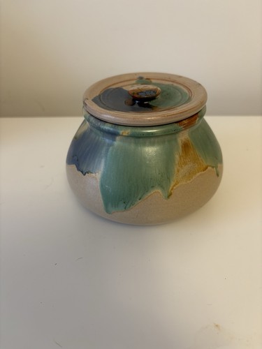 Studio pottery artisan - studio,