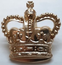 WO2 Rank Crown Insignia