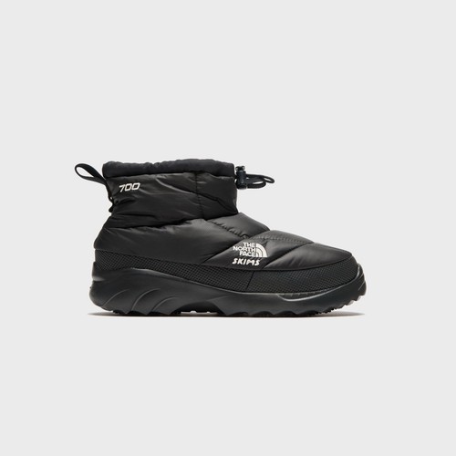 The north face skims nuptse - north,