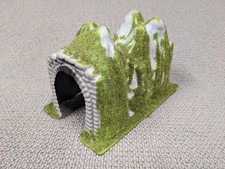 Model Railway Straight Train Tunnel Mountain Scene OO Gauge Grass 