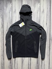 Nike Tech Woven Windrunner