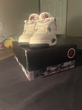 Size 10.5 - Air Jordan 4 Retro